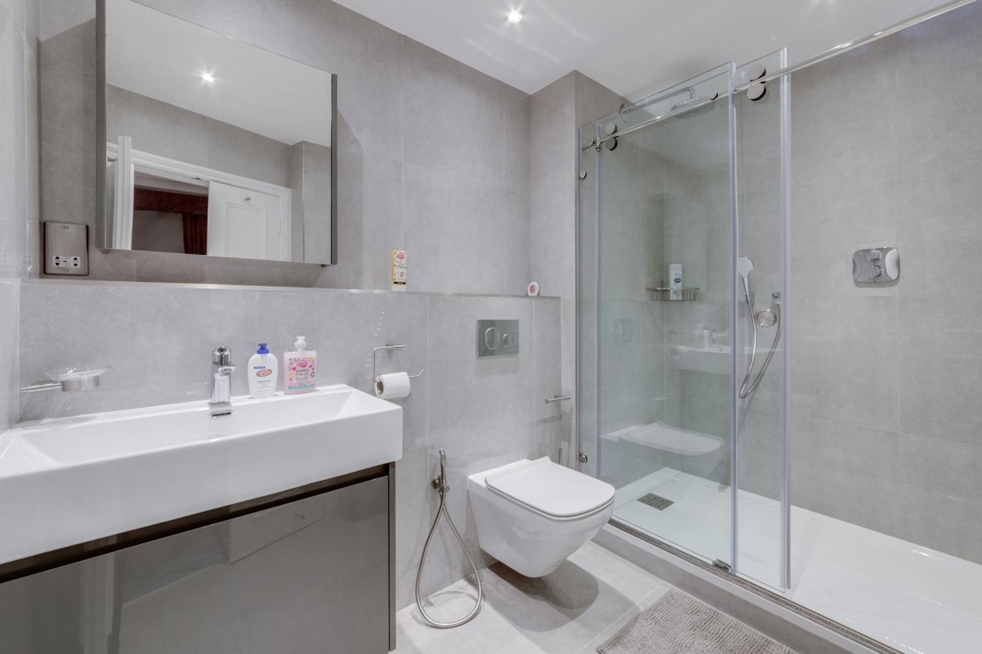Luxury London 3 Bedroom Duplex With Pool Table - 4Hs Bagian luar foto