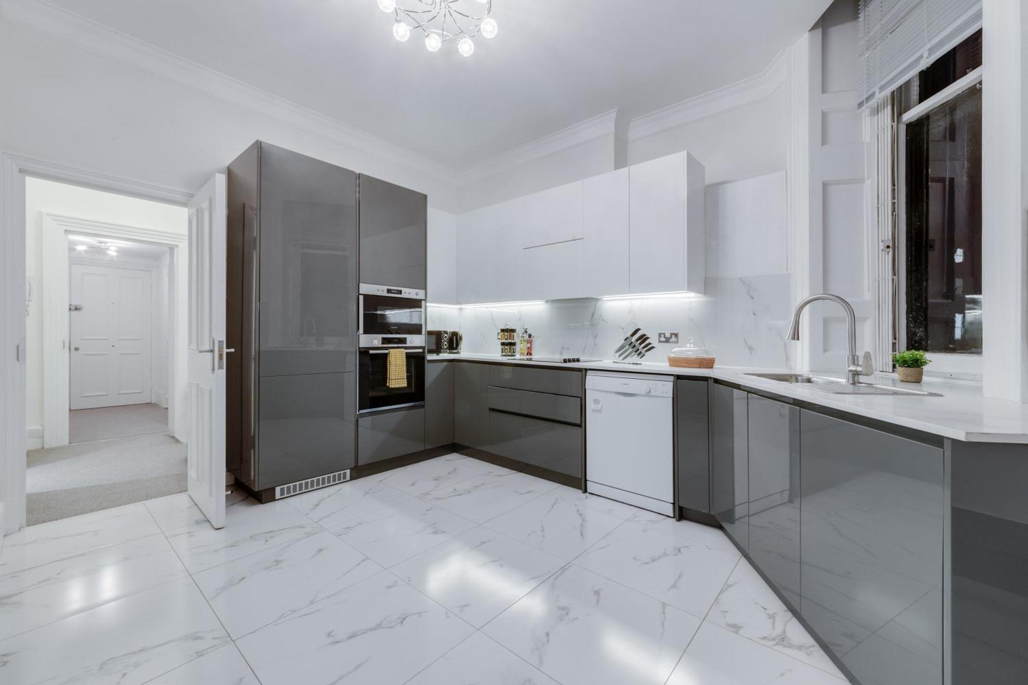 Luxury London 3 Bedroom Duplex With Pool Table - 4Hs Bagian luar foto
