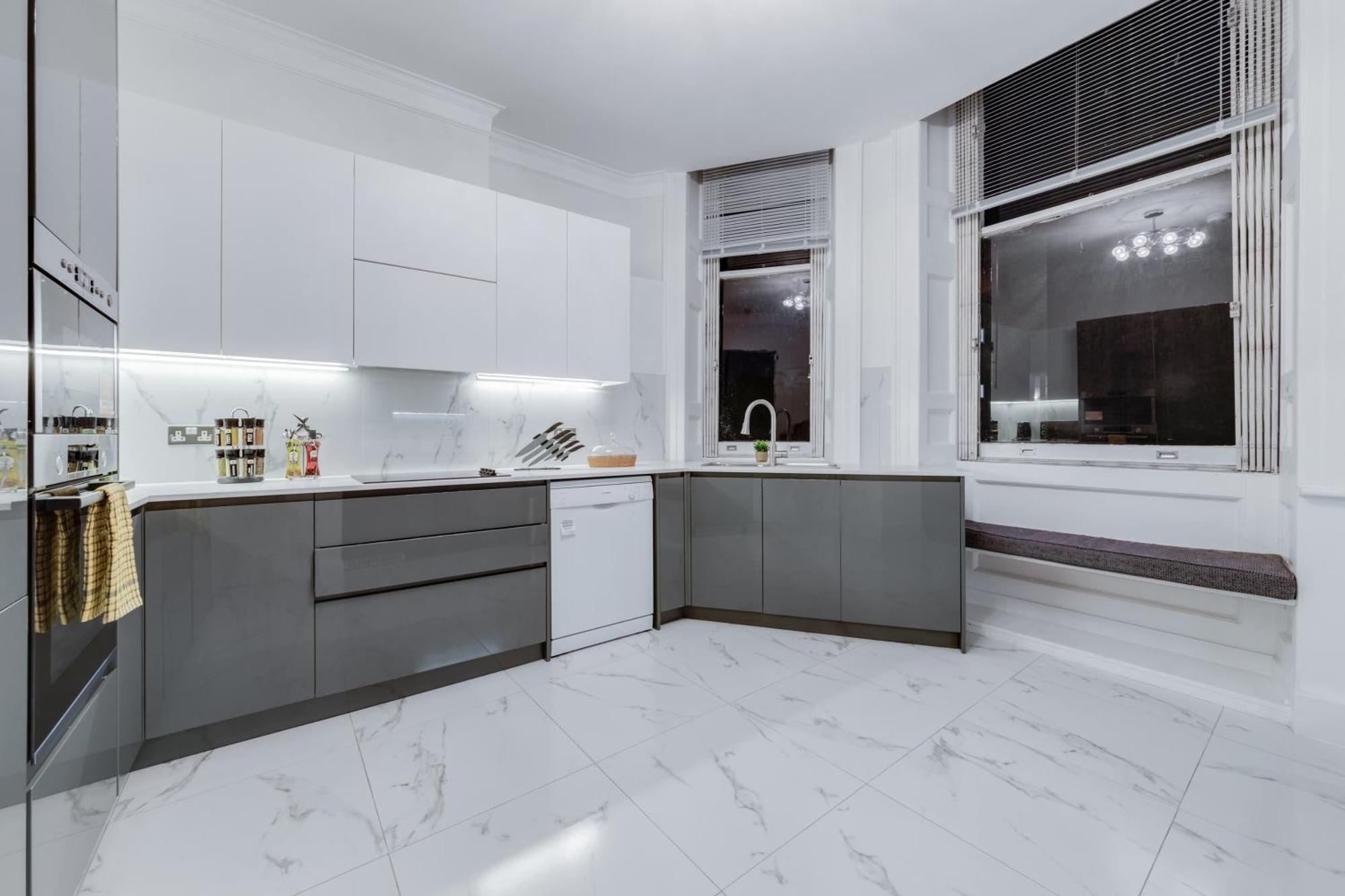 Luxury London 3 Bedroom Duplex With Pool Table - 4Hs Bagian luar foto