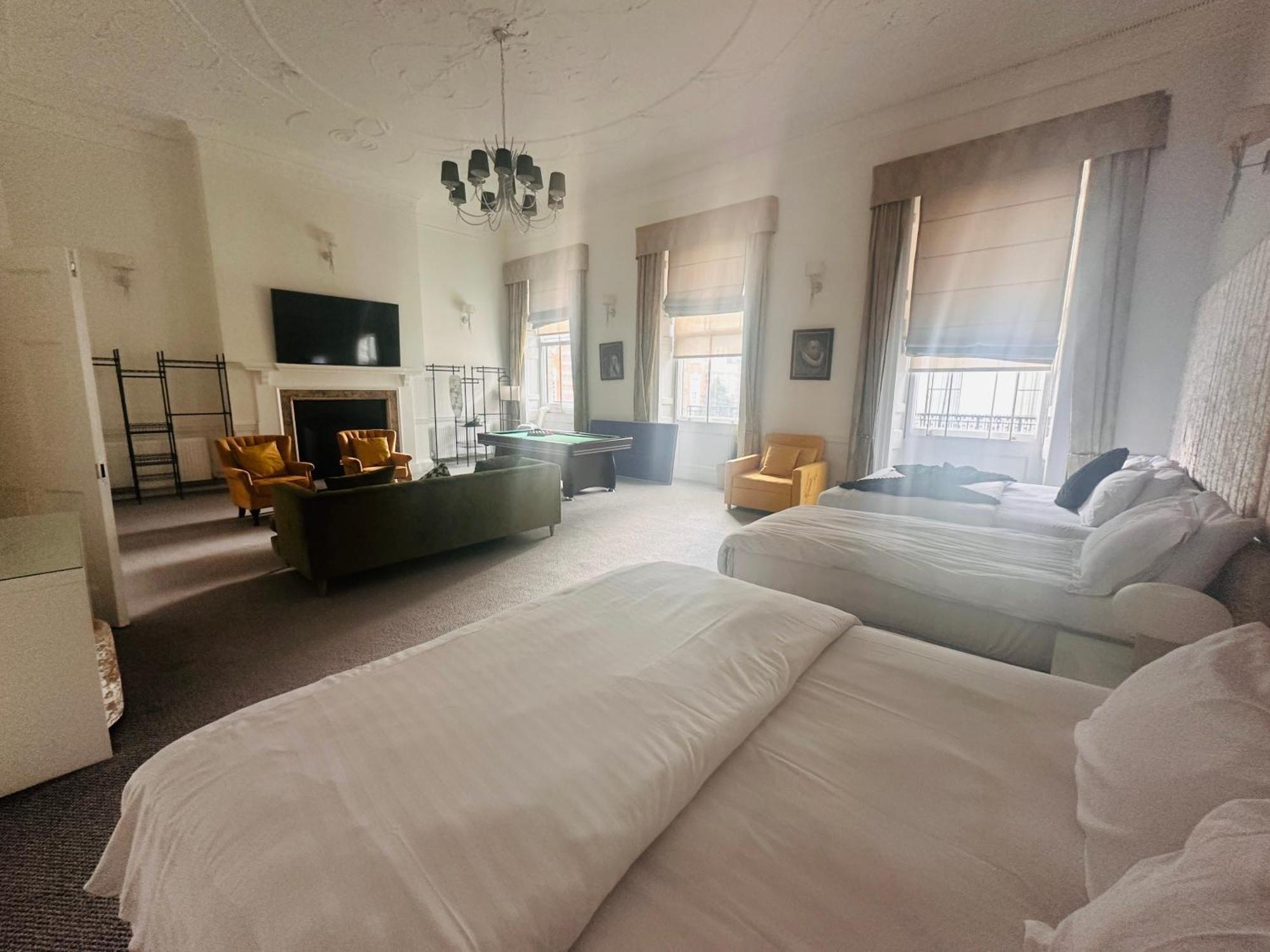 Luxury London 3 Bedroom Duplex With Pool Table - 4Hs Bagian luar foto