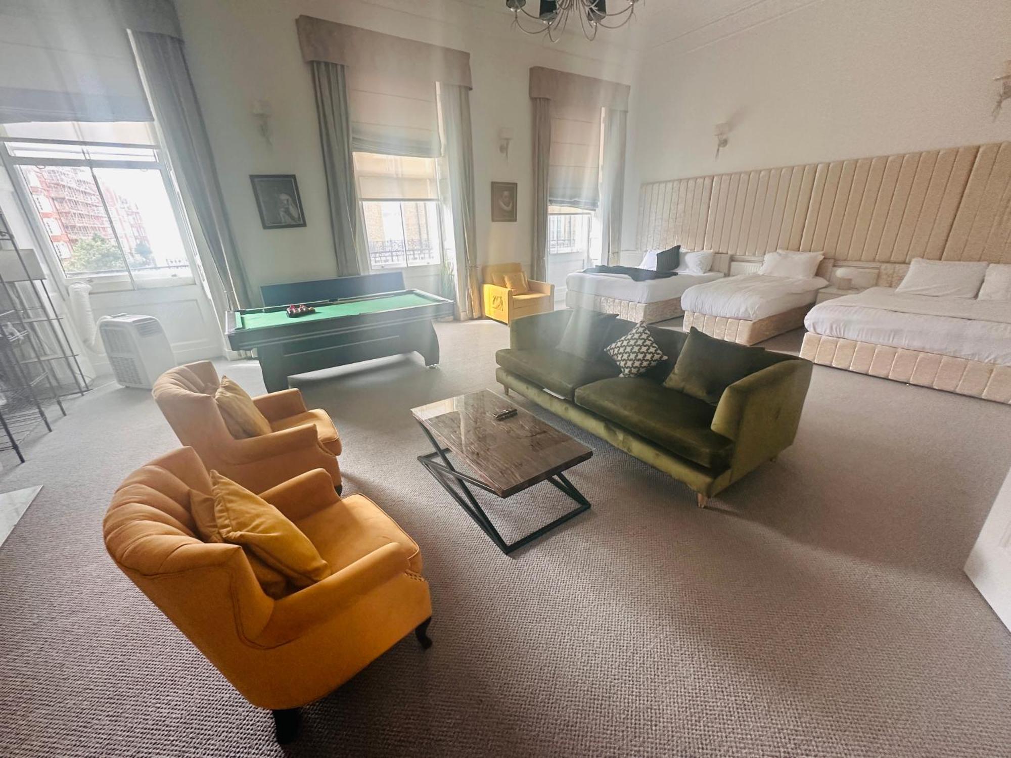 Luxury London 3 Bedroom Duplex With Pool Table - 4Hs Bagian luar foto